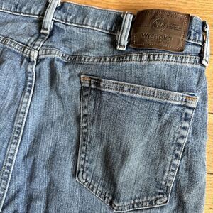 Wrangler Straight Leg Regular Fit Light Wash Denim Jeans US Men's 38x32 Workwear
